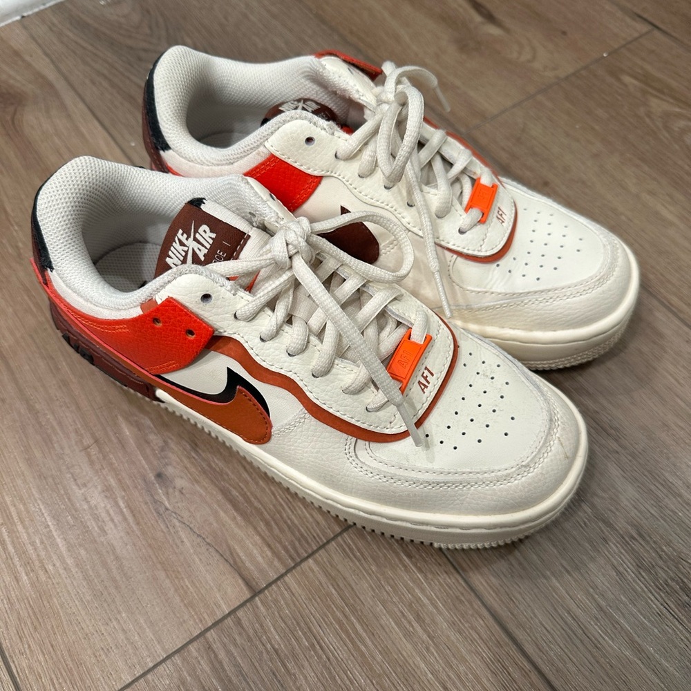 Nike Air Force 1 shadow sneakers in pale ivory /oxen brown